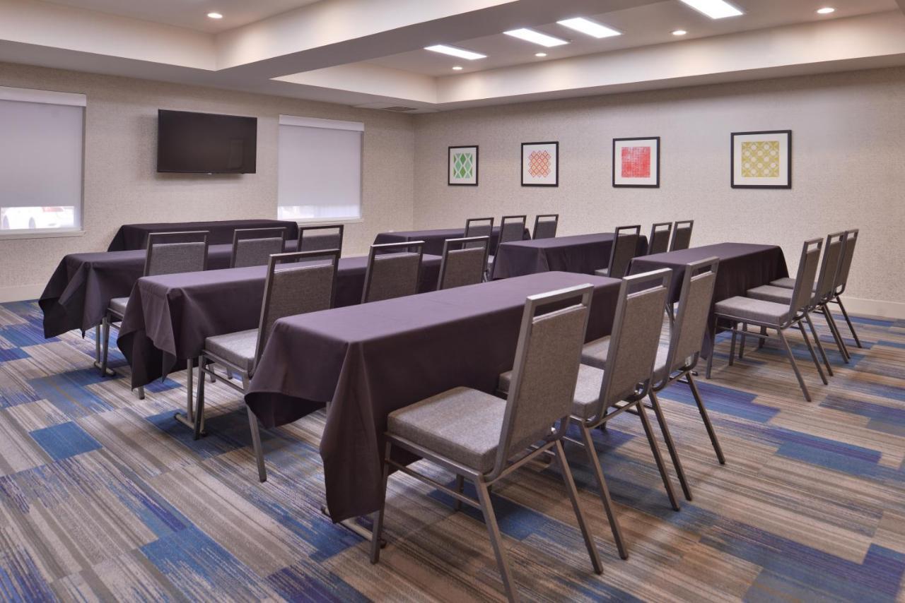 Holiday Inn Express Stockton Southeast By Ihg Экстерьер фото
