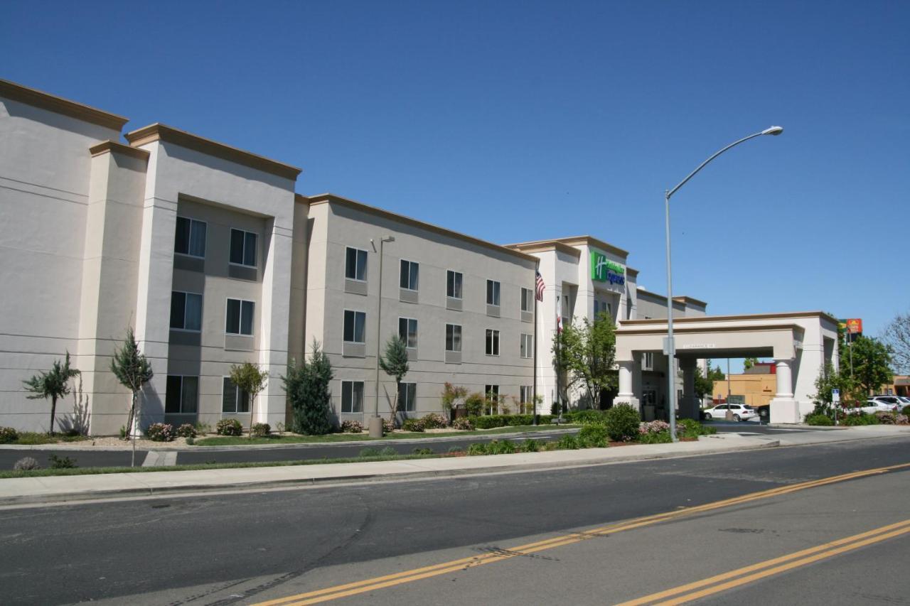 Holiday Inn Express Stockton Southeast By Ihg Экстерьер фото